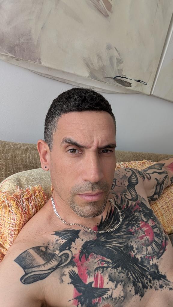 Chico busca chica en Málaga: 