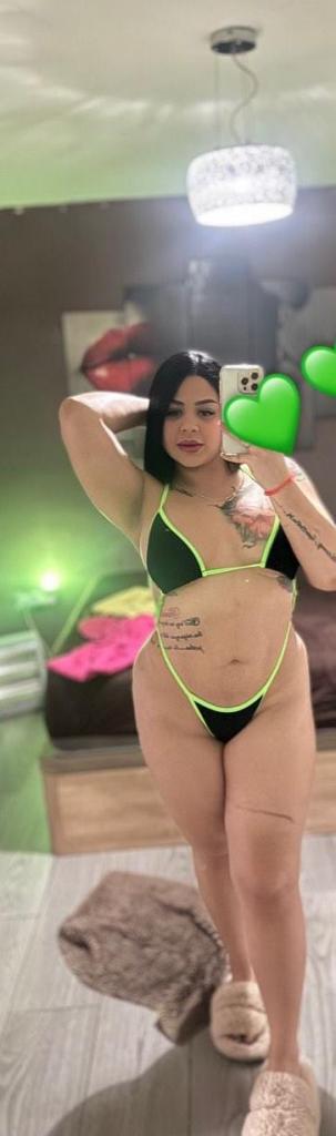 663025206: Chica busca chico en Málaga