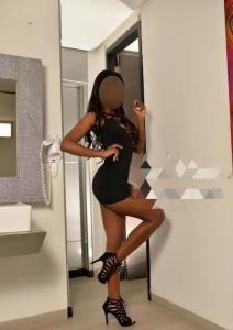 611943738: Chica busca chico en Tarragona