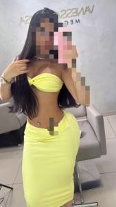 635447079: Chica busca chico en Gerona