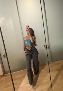 656499858: Chica busca chico en Barcelona