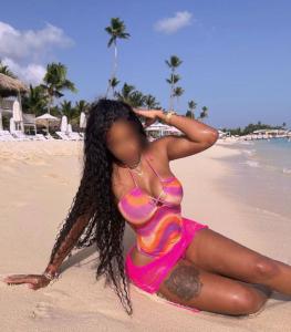 614977656: Chica busca chico en Granada