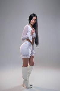 613428283: Chica busca chico en Alicante