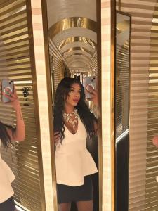 607428335: Chica busca chico en Madrid