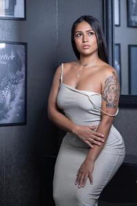 674624198: Chica busca chico en Barcelona