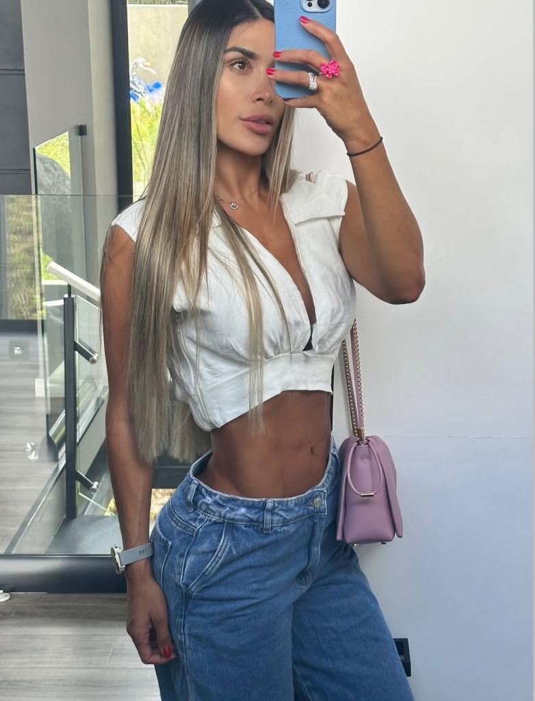 Chica busca chico en Cádiz: 