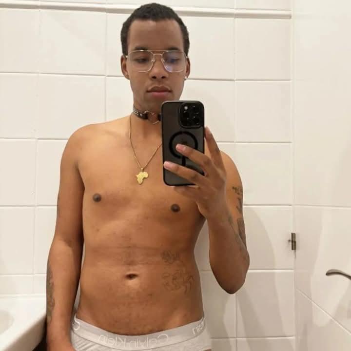 663037900: Chico busca chica en Madrid