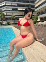 635785441: Chica busca chico en Sevilla