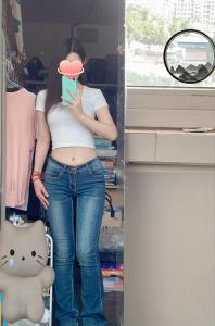 657783381: Chica busca chico en Madrid