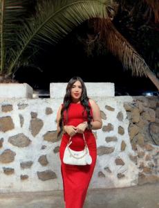 Chica busca chico en Tenerife: 