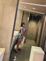 643981571: Chica busca chico en León