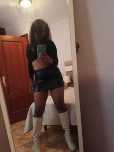 Chica busca chico en Cádiz: 
