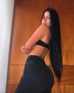 Chica busca chico en Ibiza: 