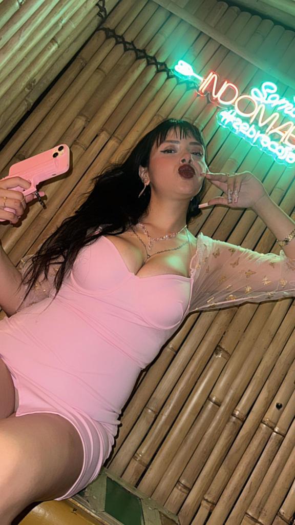 643390709: Chica busca chico en Zaragoza