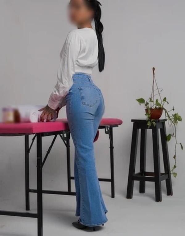 Chica busca chico en La Coruña: 