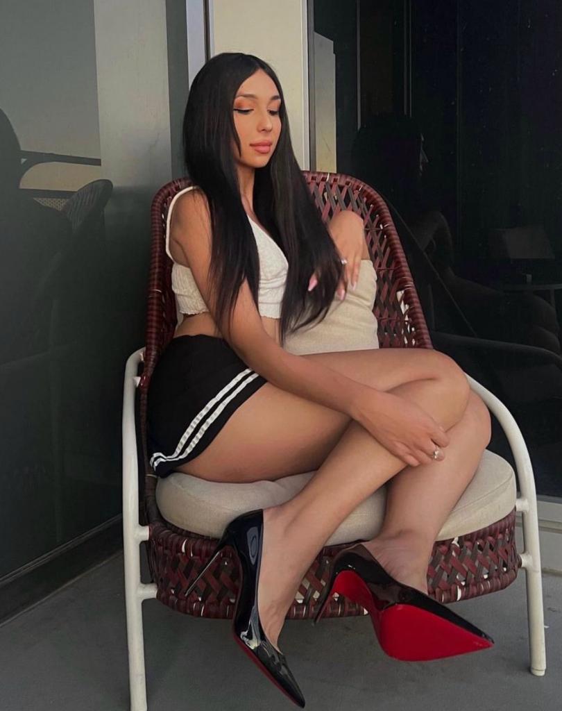 603957881: Chica busca chico en Tarragona