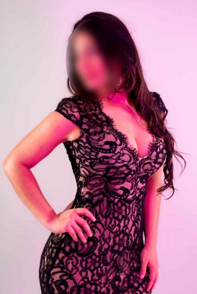 626971483: Chica busca chico en Huelva