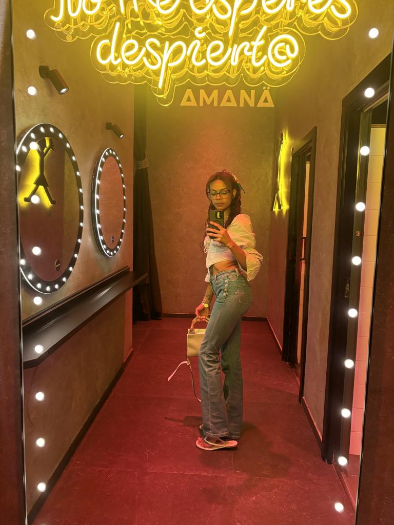 692189773: Chica busca chico en Asturias