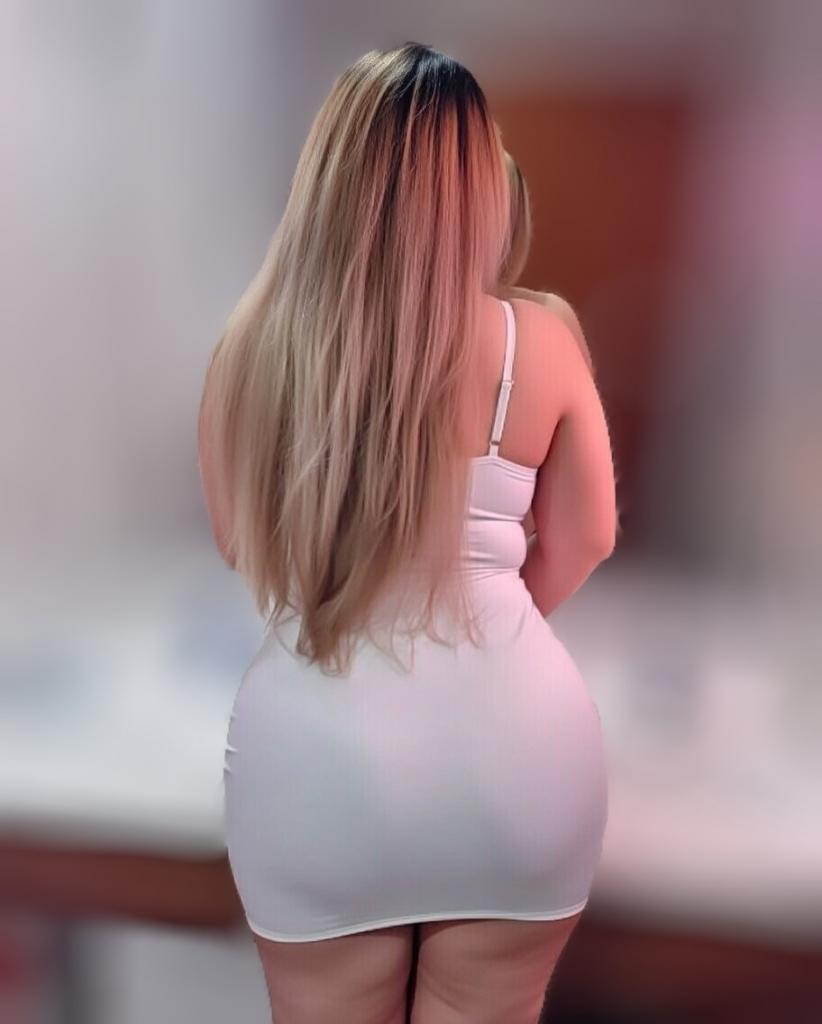 612409964: Chica busca chico en La Coruña