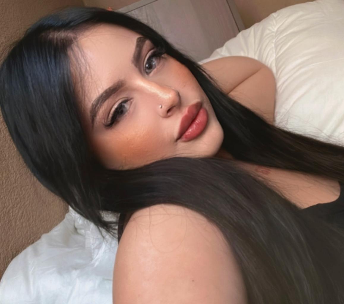 711249500: Chica busca chico en Barcelona