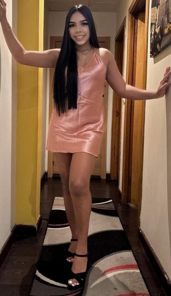 680615957: Chica busca chico en Pontevedra