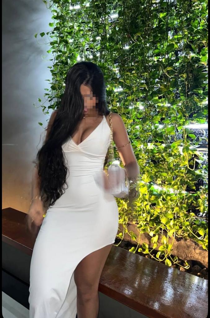 Chica busca chico en Cádiz: 