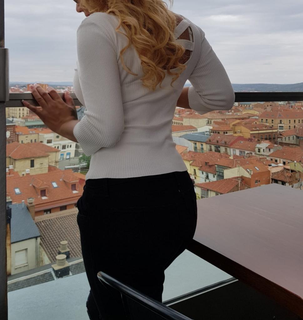 Chica busca chico en León: 