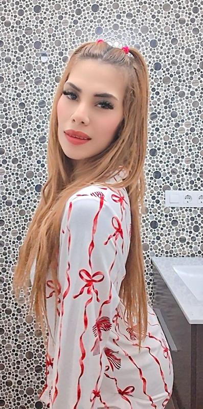 614840511: Chica busca chico en Cádiz