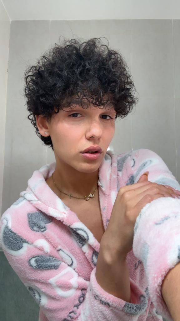 614682863: Chico busca chica en Granada