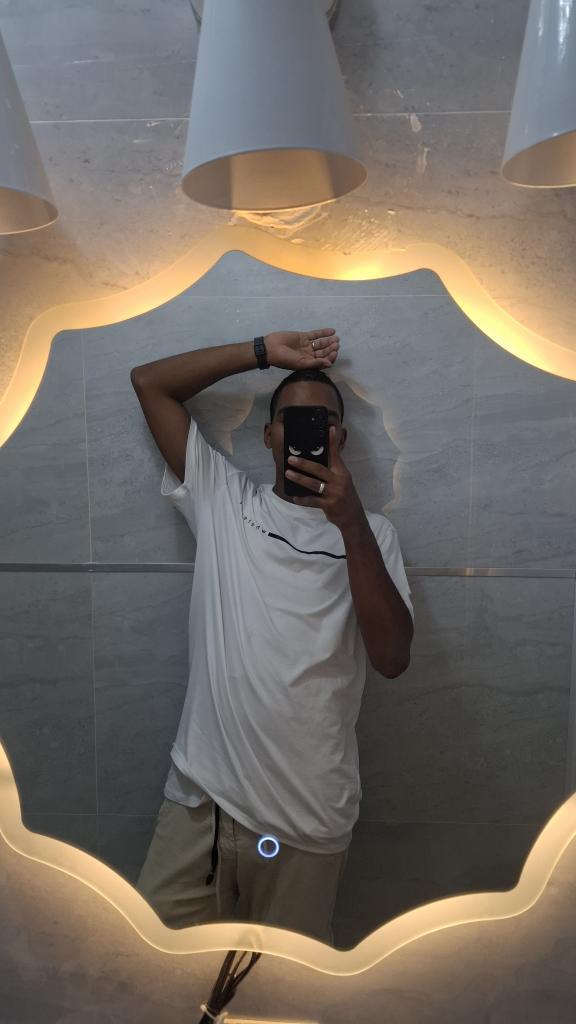 Chico busca chica en Alicante: 