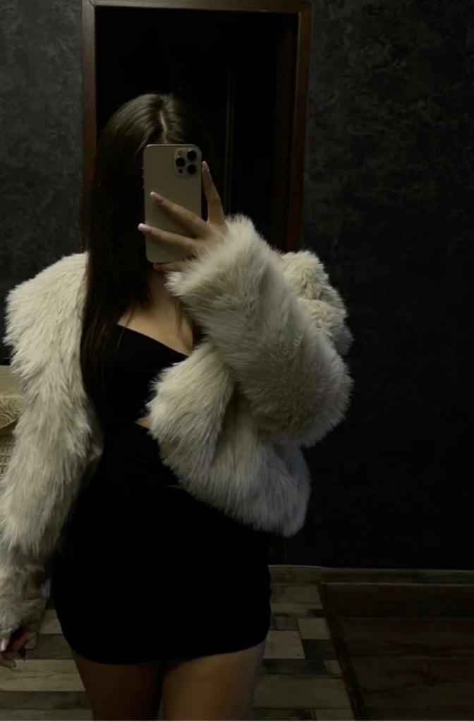 Chica busca chico en Zaragoza: Chica busca chico