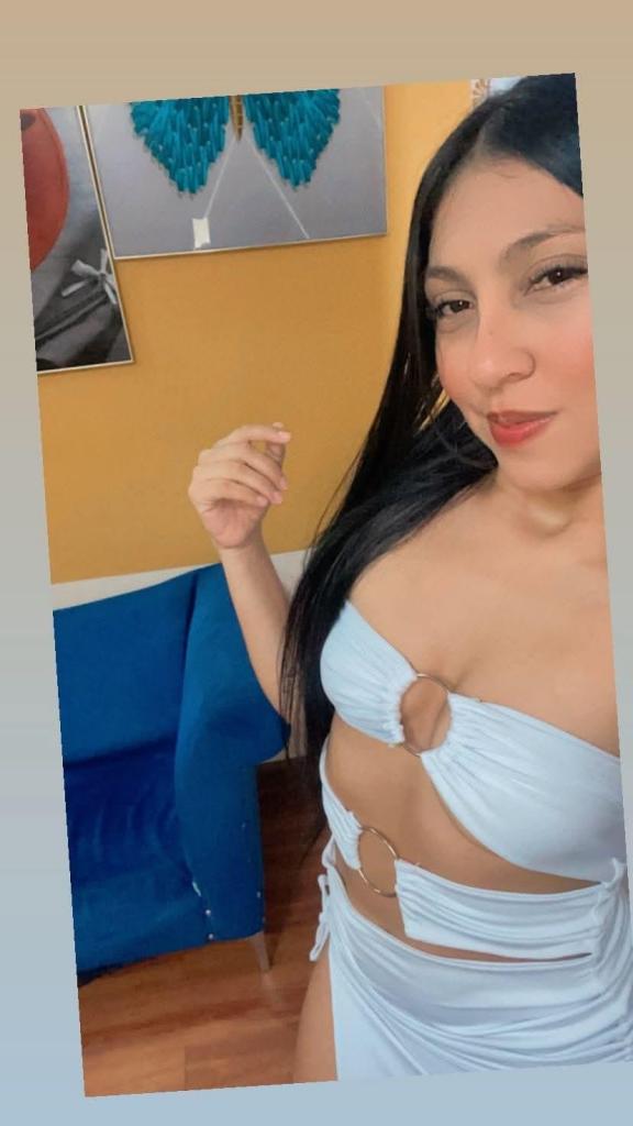 742012364: Chica busca chico en Zaragoza