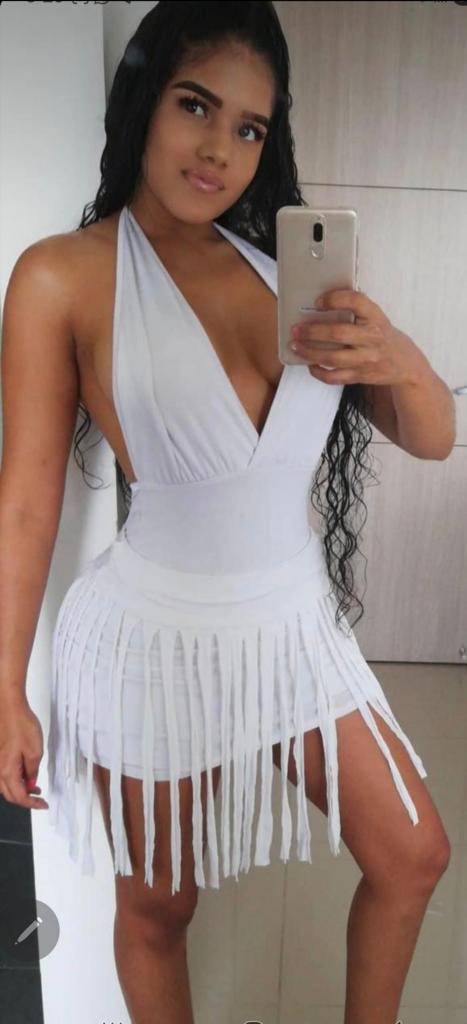 676463299: Chica busca chico en Pontevedra