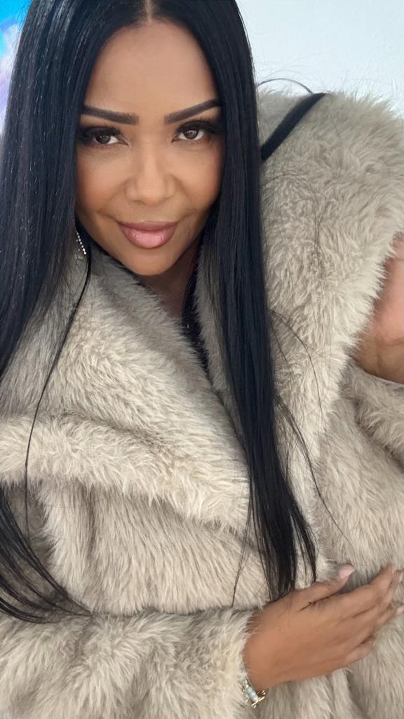 Chica busca chico en Tenerife: Chica busca chico