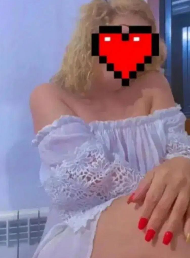 Chica busca chico en La Coruña: 