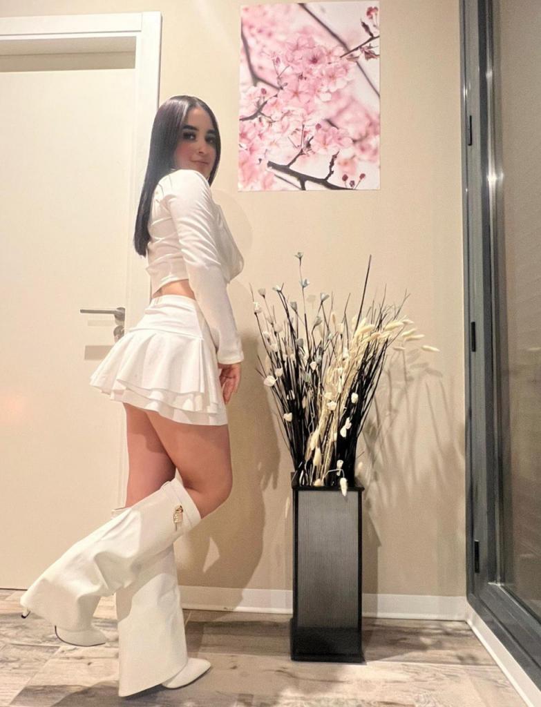 Chica busca chico en Sevilla: 