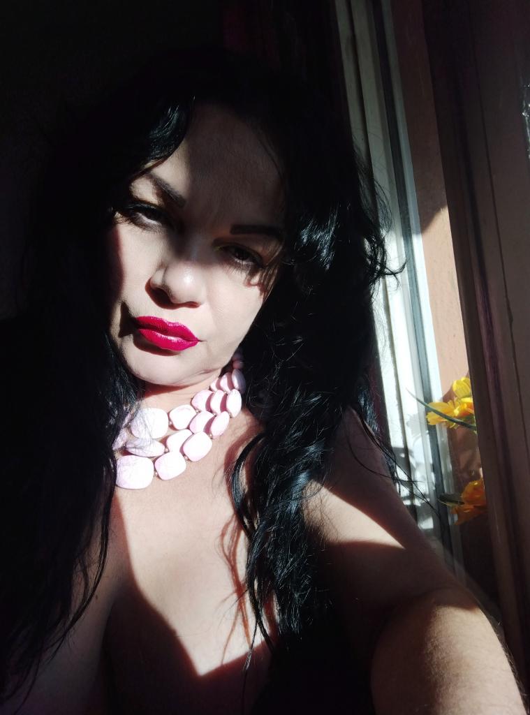 603698463: Chica busca chico en Barcelona