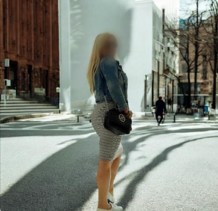 692565260: Chica busca chico en Murcia