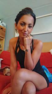 671593753: Chica busca chico en Barcelona