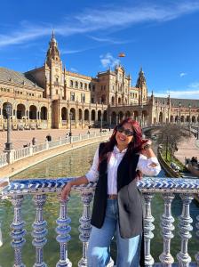 633846678: Chica busca chico en Sevilla