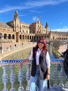 633846678: Chica busca chico en Sevilla