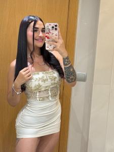 654429331: Chica busca chico en Madrid