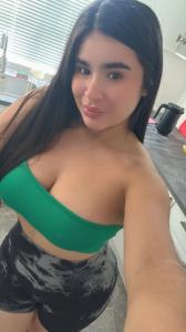 613693633: Chica busca chico en Málaga