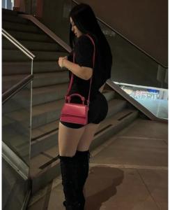 613395799: Chica busca chico en Murcia