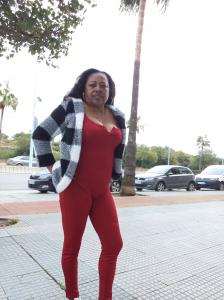 641010831: Chica busca chico en Sevilla