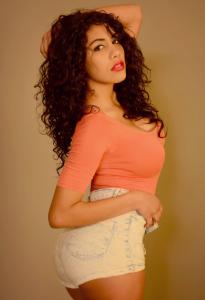 613921903: Chica busca chico en Cádiz