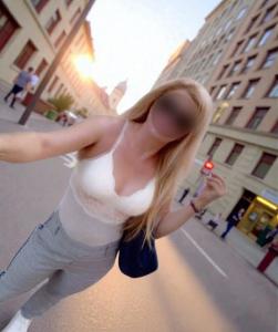 674801210: Chica busca chico en Murcia