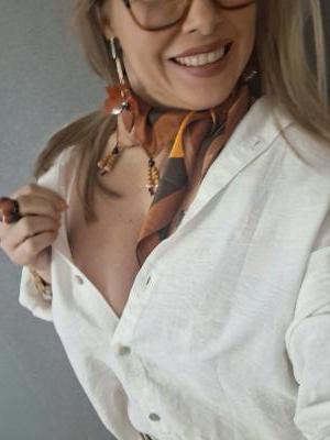 613880977: Chica busca chico en Madrid