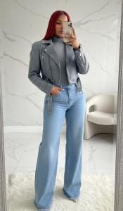 647721233: Chica busca chico en Murcia