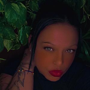 663683084: Chica busca chico en Las Palmas